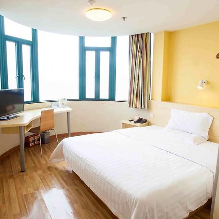 7Days Inn Zhongshan Li He Square Habitación foto