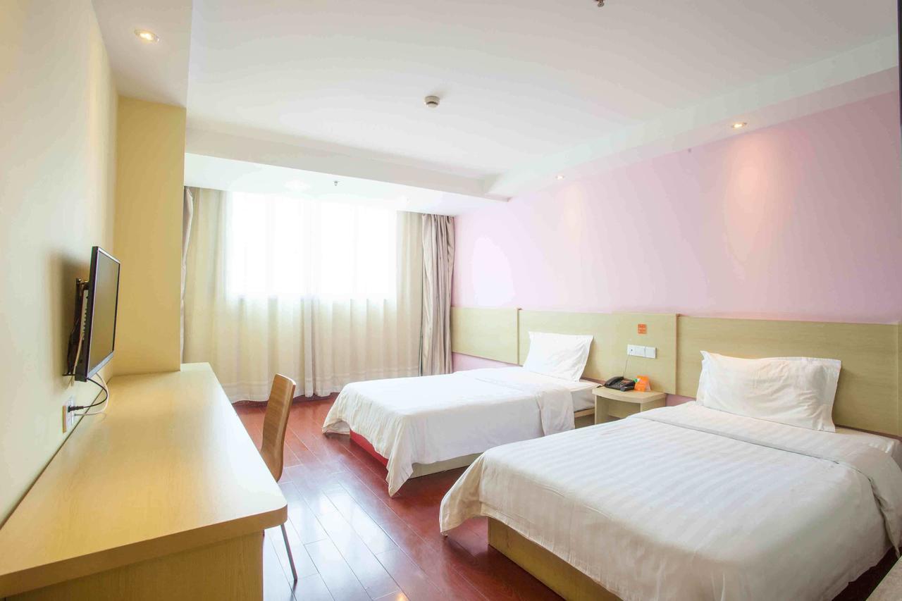 7Days Inn Zhongshan Li He Square Habitación foto