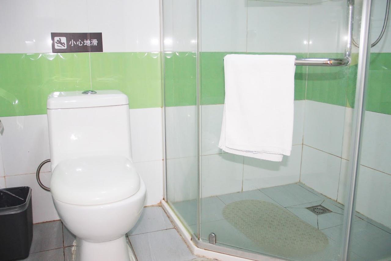 7Days Inn Zhongshan Li He Square Exterior foto